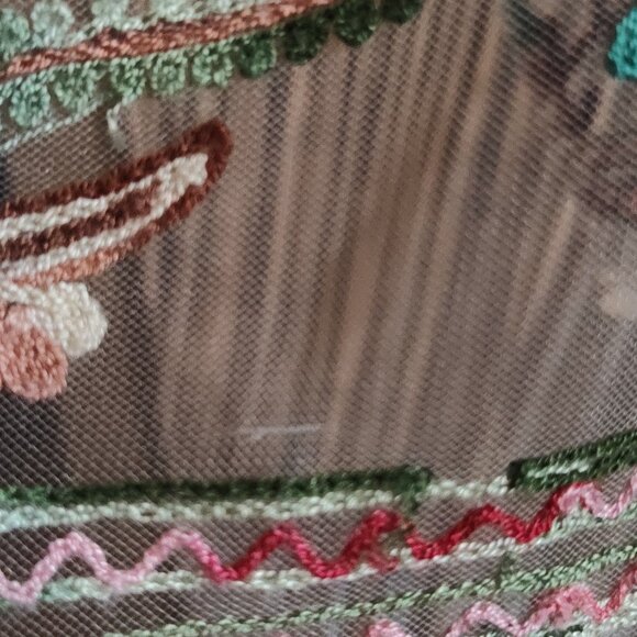 Azi new york floral embroidered top size small - Picture 8 of 16